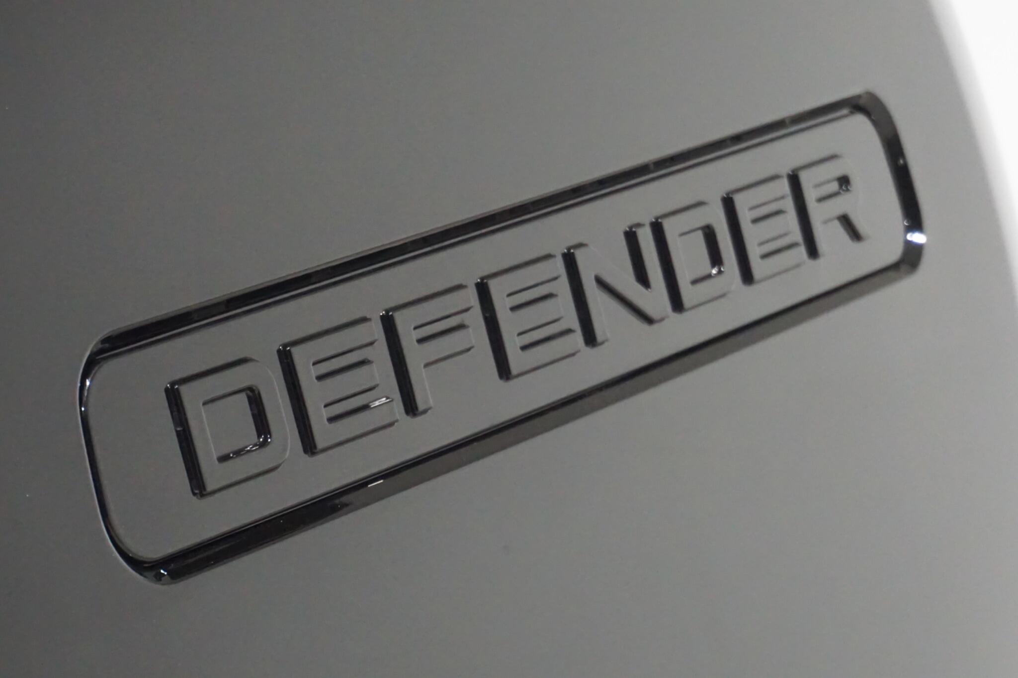 Land Rover Defender 110 2.0 P400e 15.4kWh XS Edition SUV 5dr Petrol Plug-in Hybrid Auto 4WD Euro 6 (s/s) (404 ps)